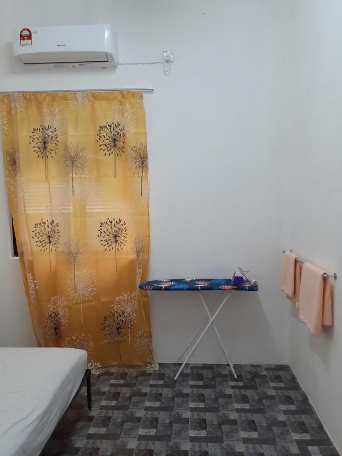 Homestay Idaman B B With 2 Room Aircond 2 Quen Bed And Not Sharing Room -Privacy Kuala Terengganu Exterior photo