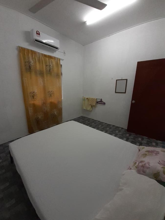 Homestay Idaman B B With 2 Room Aircond 2 Quen Bed And Not Sharing Room -Privacy Kuala Terengganu Exterior photo