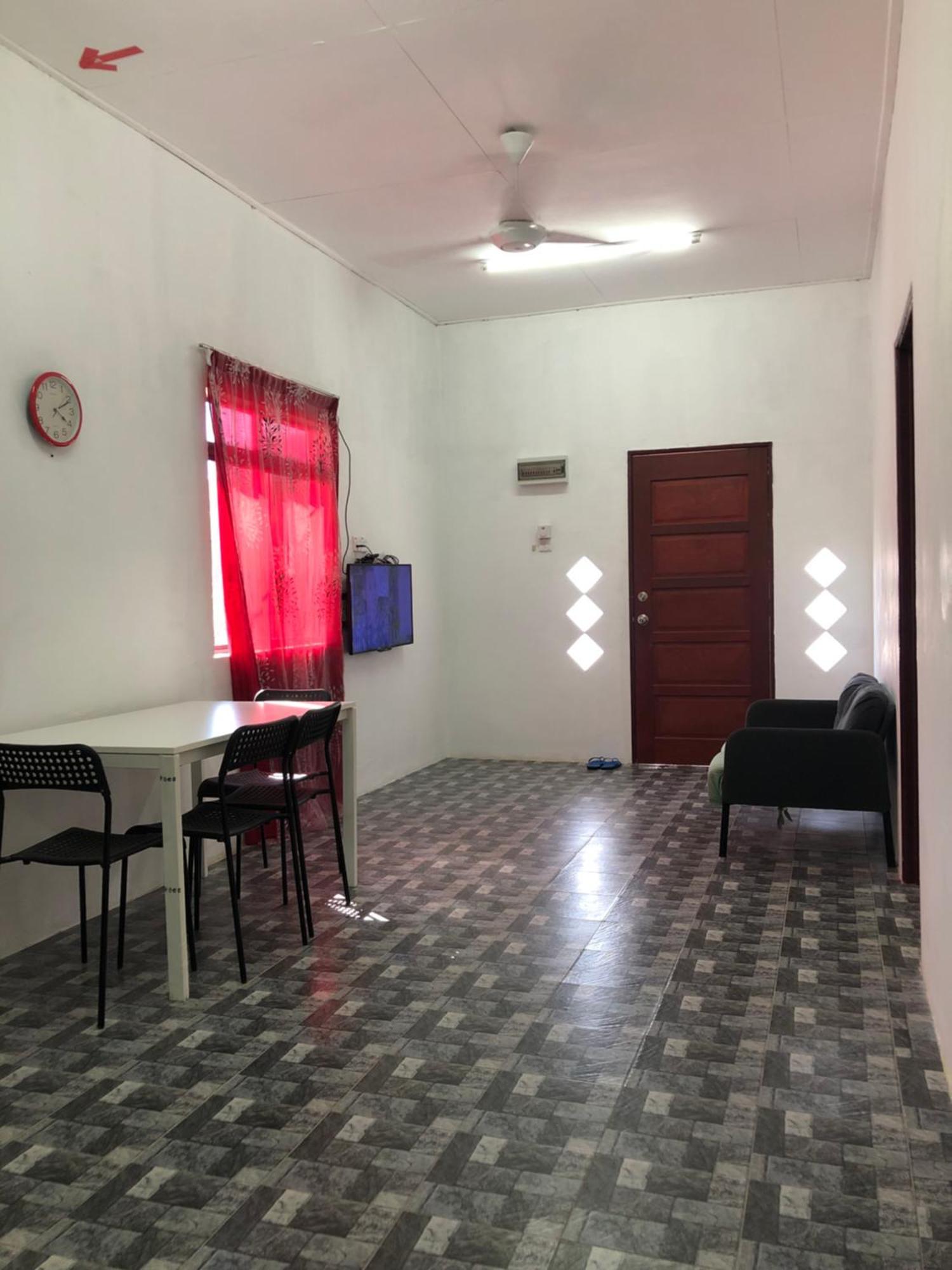 Homestay Idaman B B With 2 Room Aircond 2 Quen Bed And Not Sharing Room -Privacy Kuala Terengganu Exterior photo