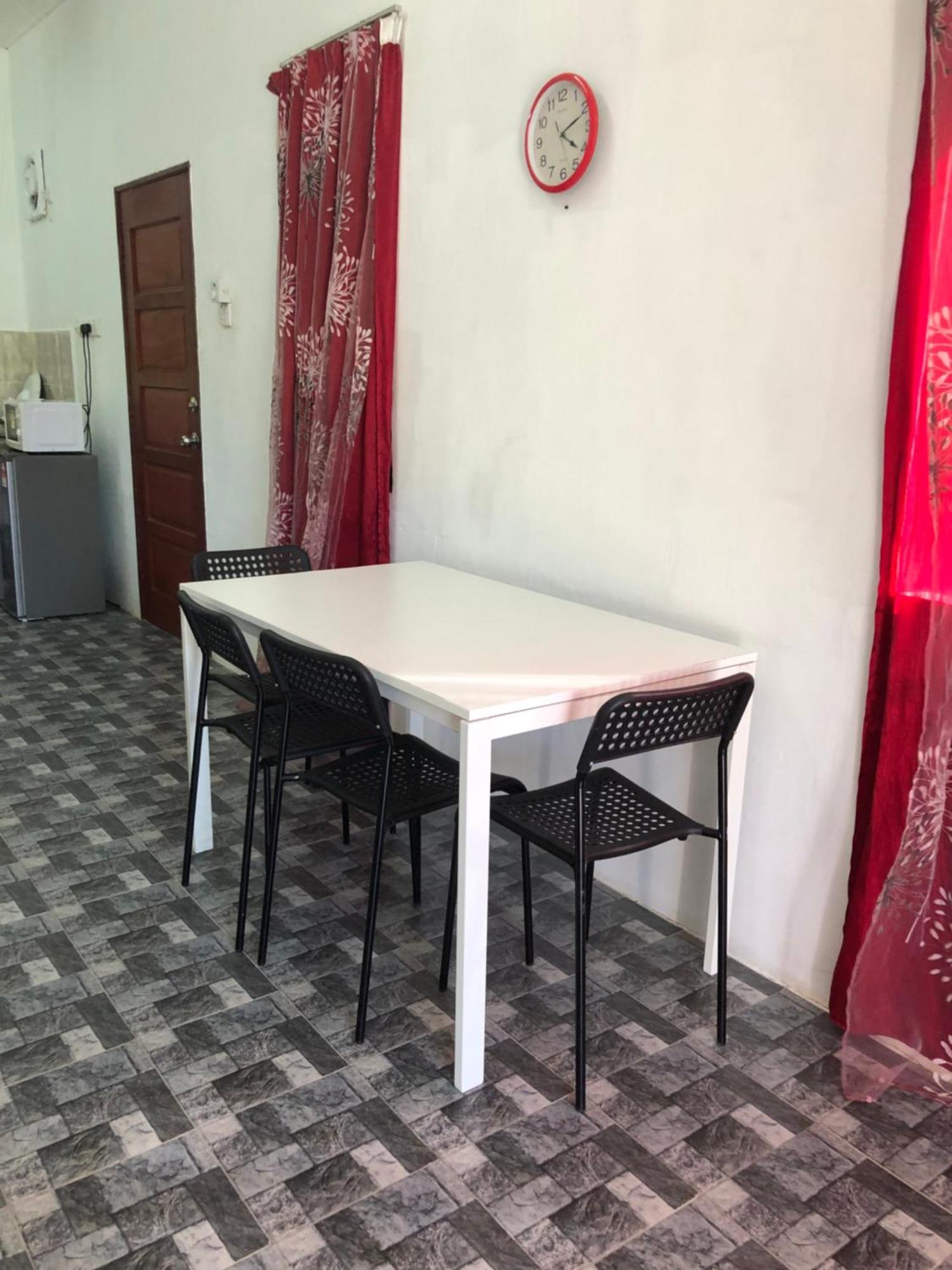 Homestay Idaman B B With 2 Room Aircond 2 Quen Bed And Not Sharing Room -Privacy Kuala Terengganu Exterior photo