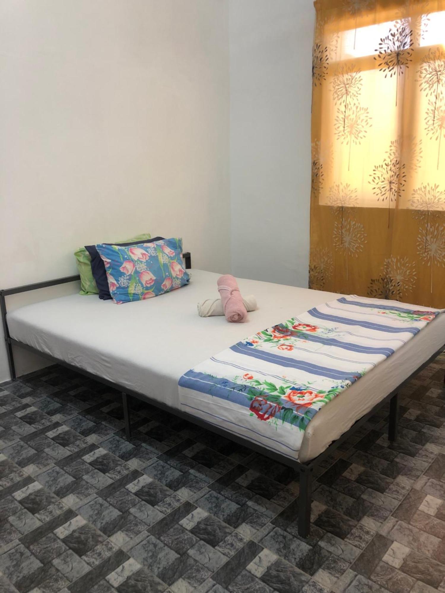 Homestay Idaman B B With 2 Room Aircond 2 Quen Bed And Not Sharing Room -Privacy Kuala Terengganu Exterior photo