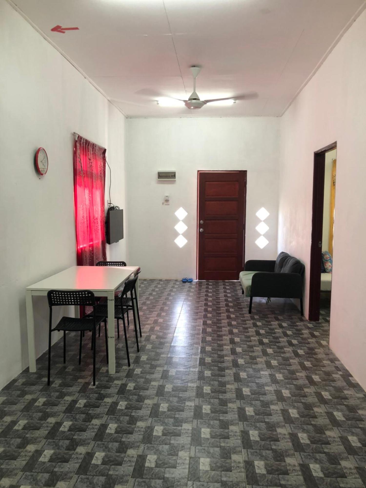 Homestay Idaman B B With 2 Room Aircond 2 Quen Bed And Not Sharing Room -Privacy Kuala Terengganu Exterior photo